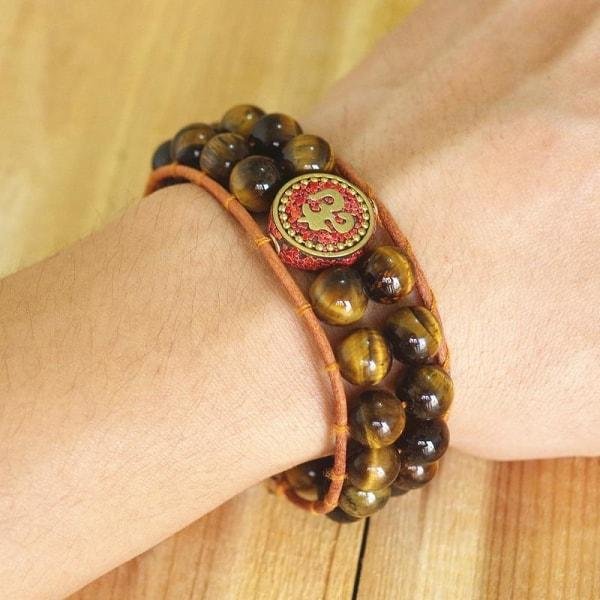 bracelet-femme-oeil-de-tigre-mantra-om-563 Bracelet Oeil de Tigre OM